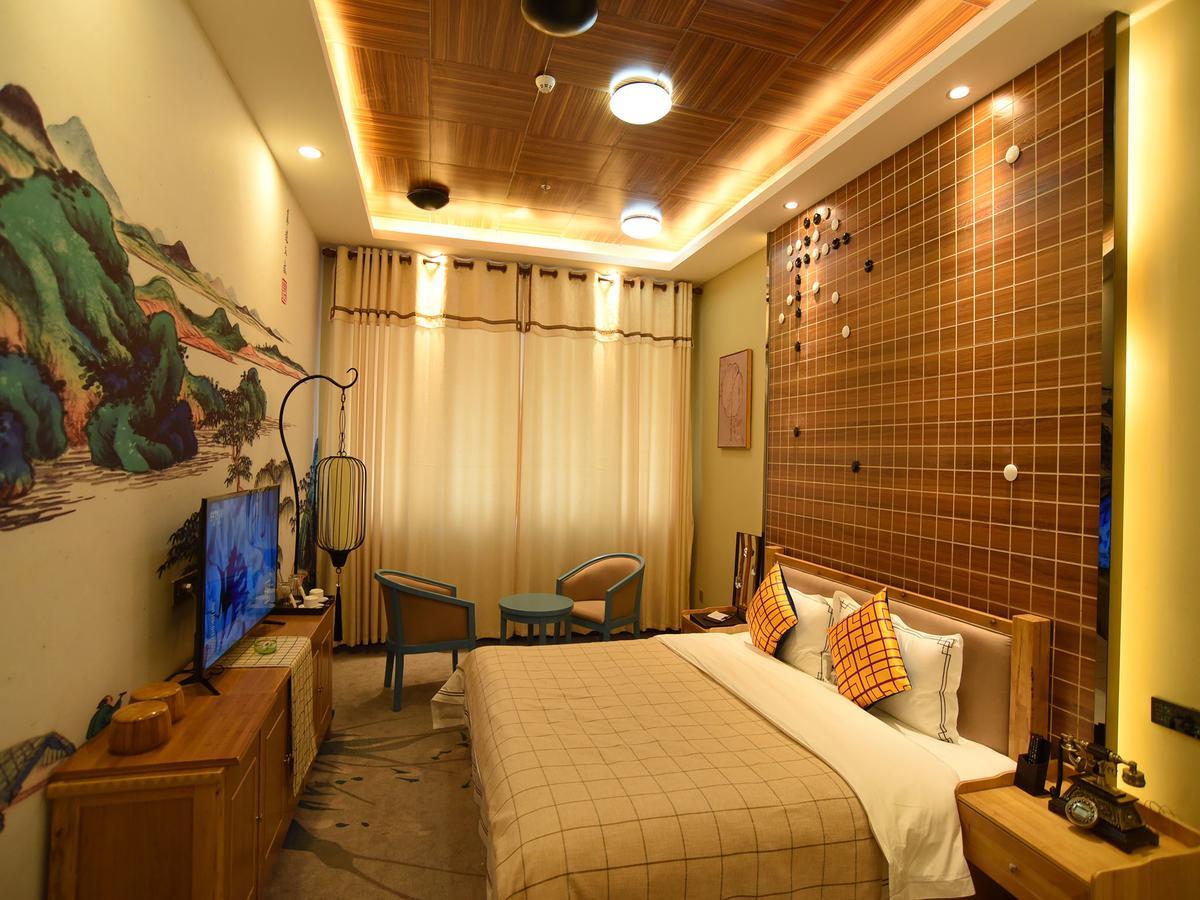 Vegas Cultural Hotel Chengdu Bagian luar foto