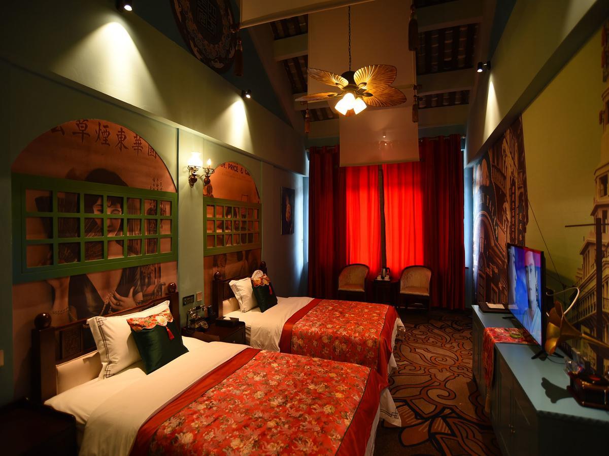 Vegas Cultural Hotel Chengdu Bagian luar foto