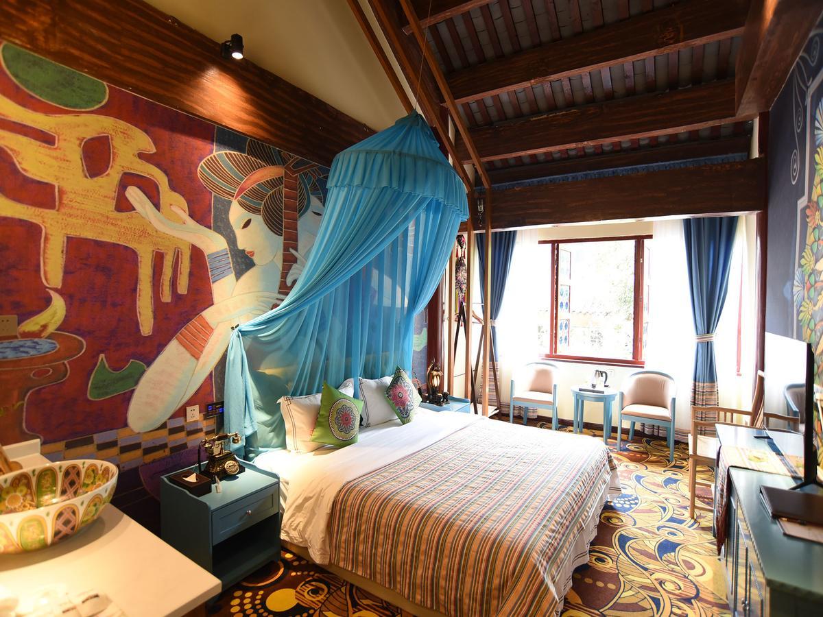 Vegas Cultural Hotel Chengdu Bagian luar foto