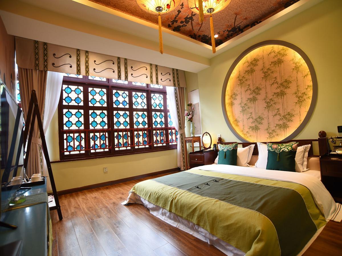 Vegas Cultural Hotel Chengdu Bagian luar foto