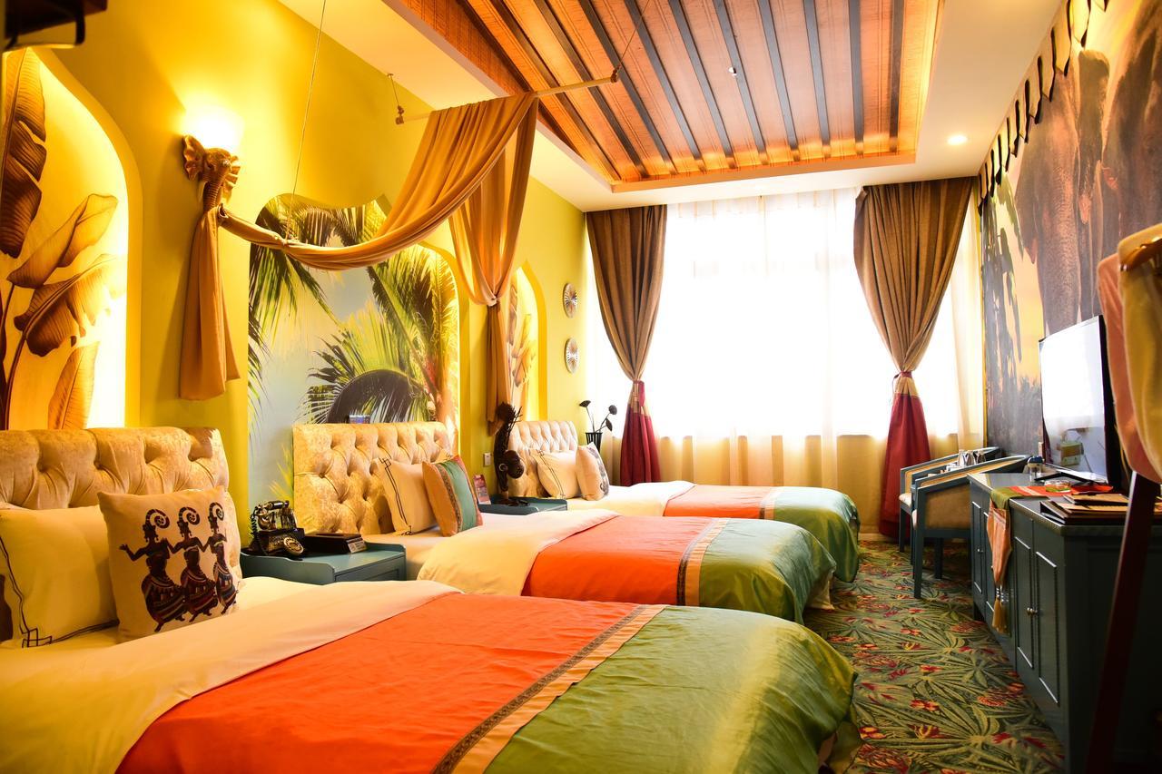 Vegas Cultural Hotel Chengdu Bagian luar foto